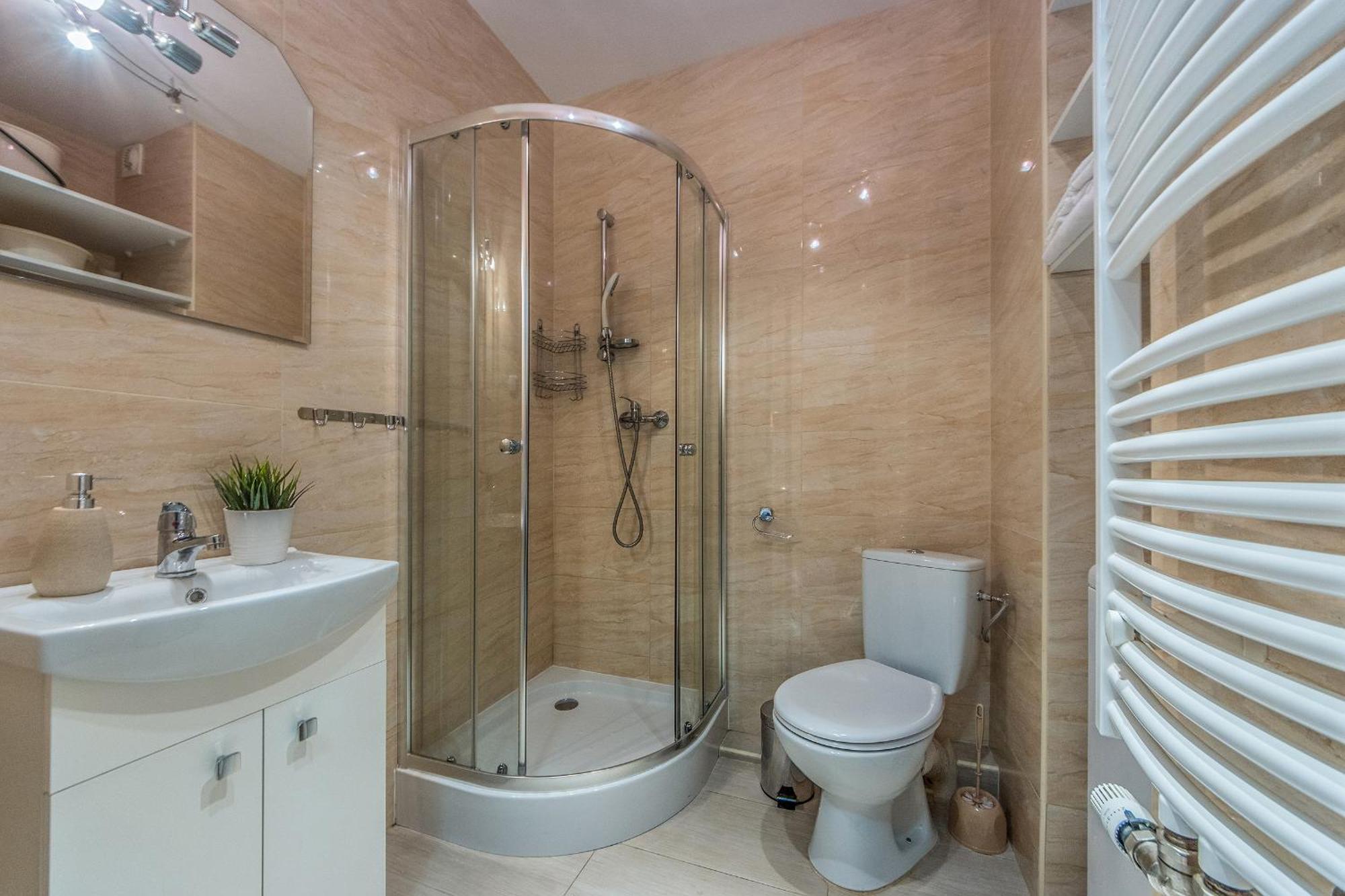 Glow Apartments, Cztery Oceany
